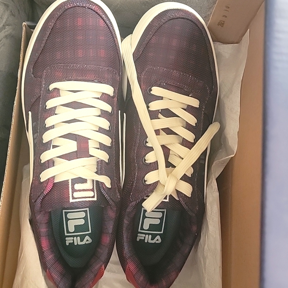 BRAND NEW FILA Shoes